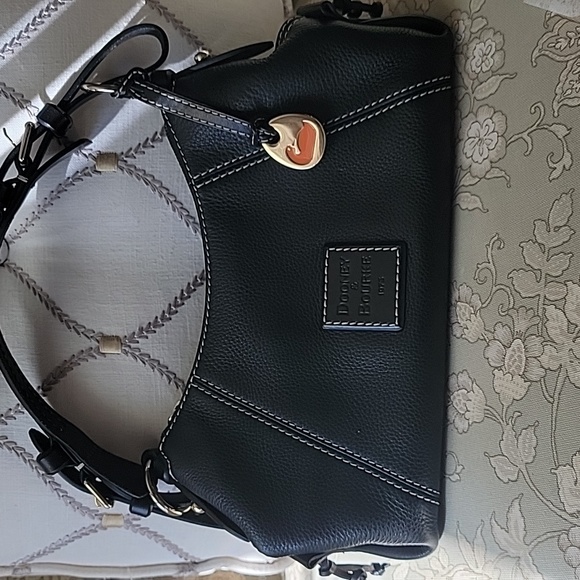 Dooney & Bourke Handbag - Picture 1 of 12